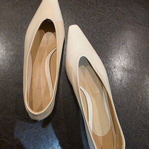 Bogeta Veneta almond leather cream color ballet flat women size 38.8, 8-8.5 US